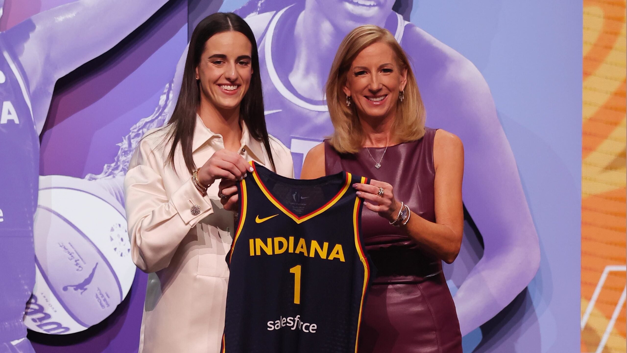 Caitlin Clark’s Indiana Fever Jersey Sold Out So Quickly After WNBA Draft